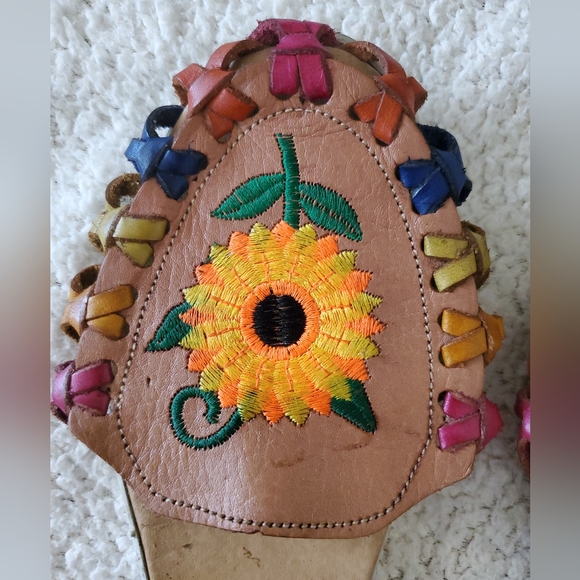 Alcazars Artesanias Floral Embroidered Leather Sandals - Picture 8 of 14